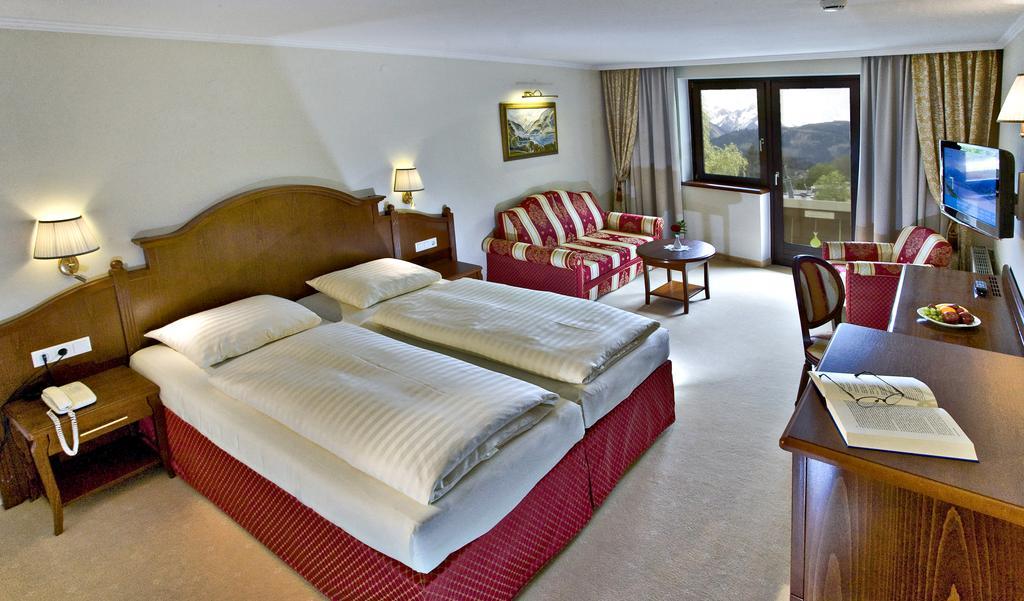 Hotel Berner Целль-ам-Зеє Номер фото