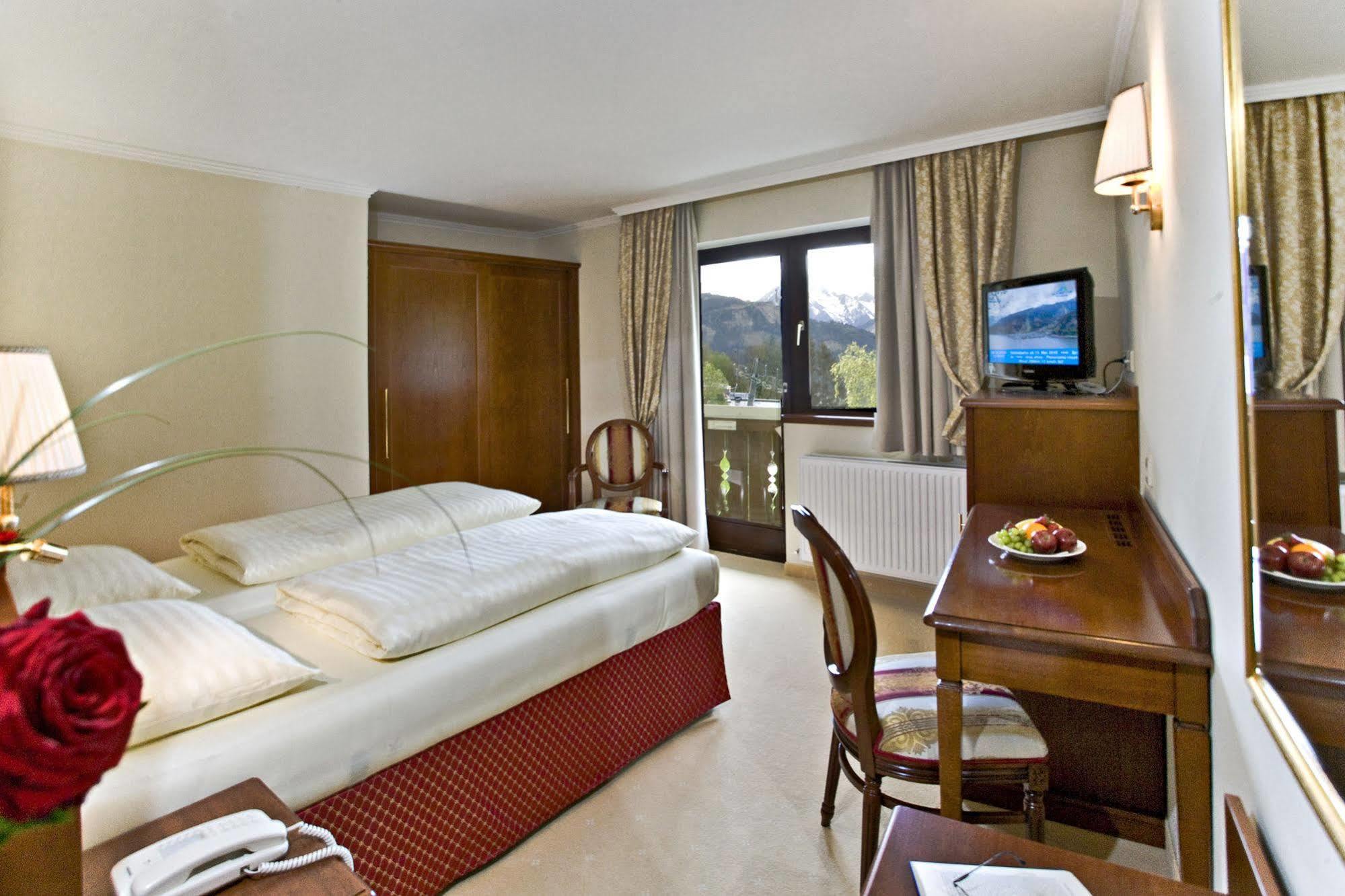 Hotel Berner Целль-ам-Зеє Номер фото