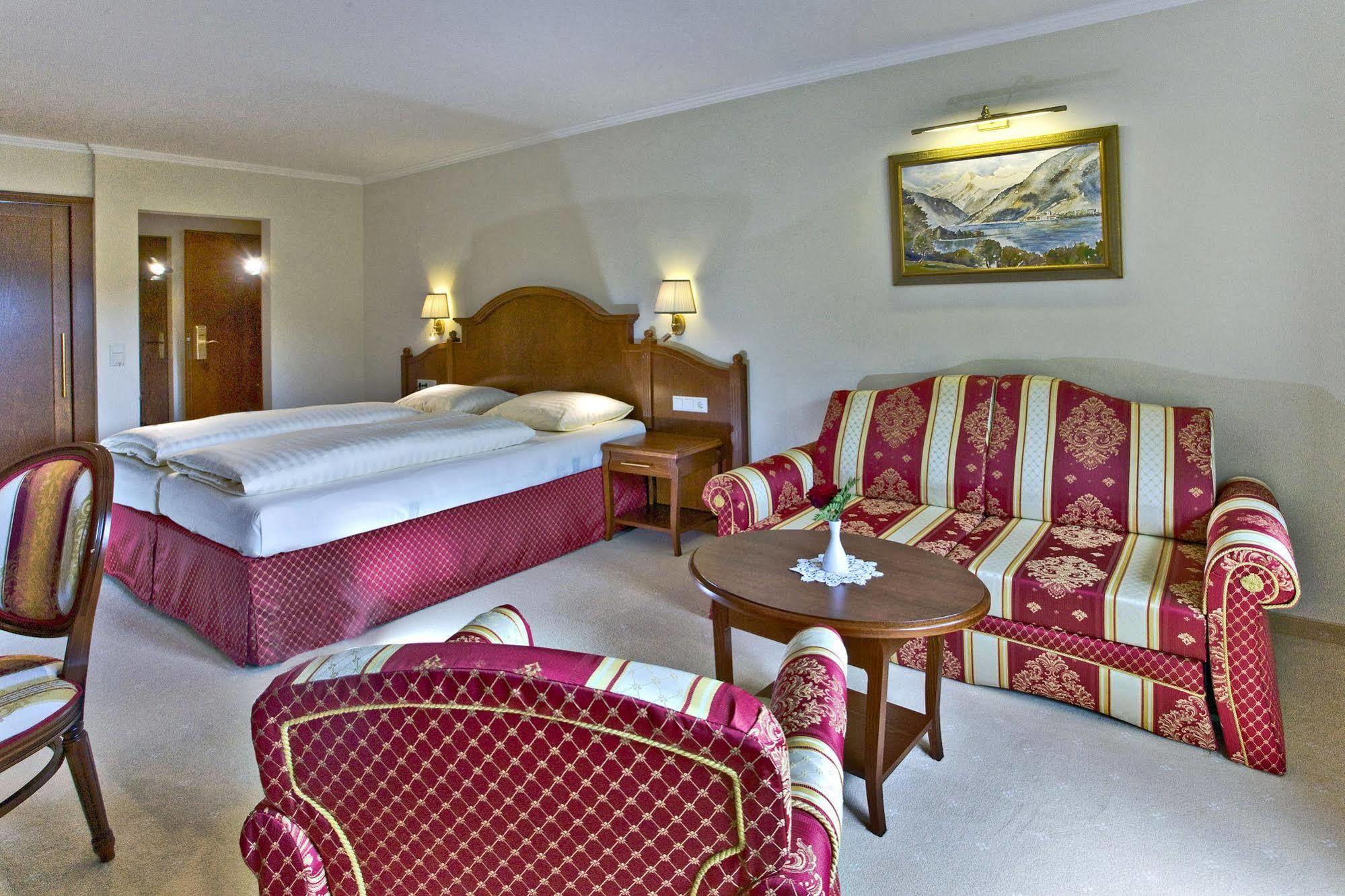 Hotel Berner Целль-ам-Зеє Екстер'єр фото