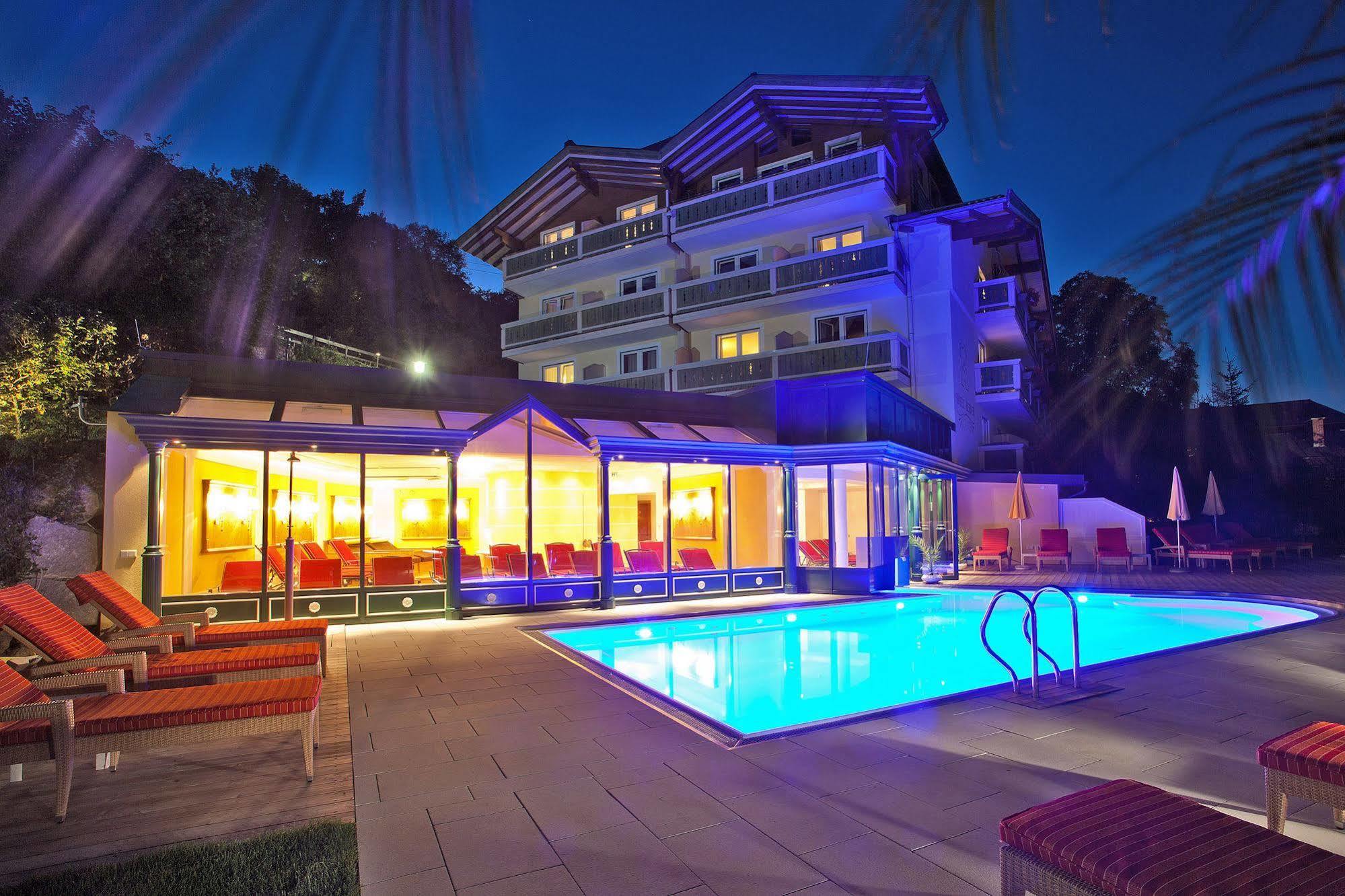 Hotel Berner Целль-ам-Зеє Екстер'єр фото